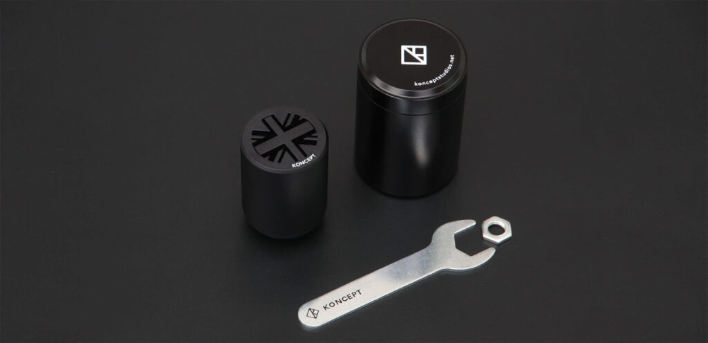 Koncept Studios classic mini gear knob with Union Jack design, packaging, and installation tools